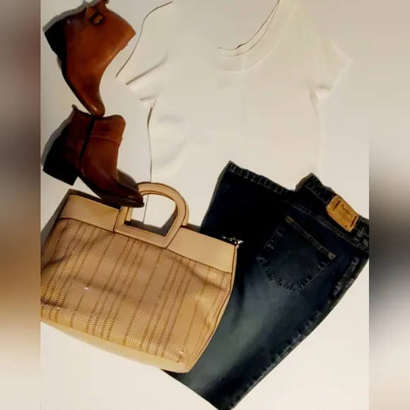 Pepe jeans sz8 Vince Camuto boot sz9 Talbot wt. Top London fog lg bag and scarf