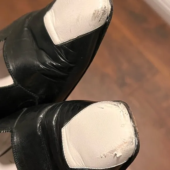 PHILIPPE MODEL Paris vintage leather heels.  Made in Italy. Size 37.5