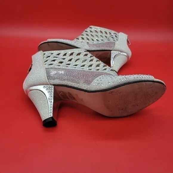 Pierre Dumas Shoes Women 7.5 M Ciara High Heels Women's Silver Zip Up