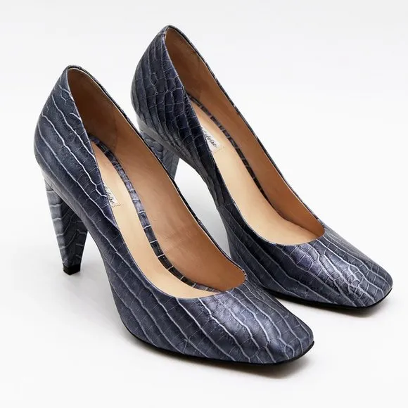 Pour La Victoire Croc Embossed Leather Square Toe Heel Shoe 8 $248 Metallic Blue