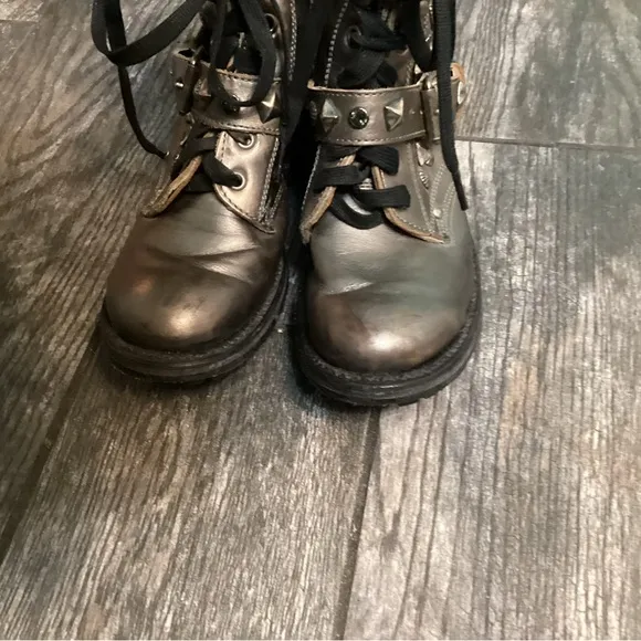 💥PRICE DROP💥 Ash Ryanna Metallic Studded Biker Boots