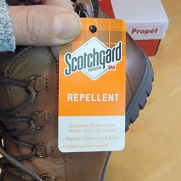 Propet Delaney Leather Ankle Booties‎ Size 9.5 NWT!