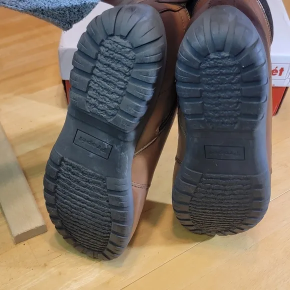 Propet Delaney Leather Ankle Booties‎ Size 9.5 NWT!