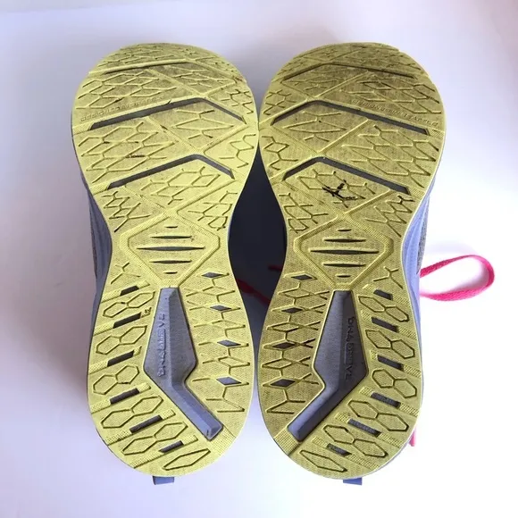 Purple and Pink Brooks Levitate 6 Running Shoes Size 10
