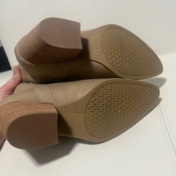 Rachel Zoe Tan Short Cowboy Boots NWOT
