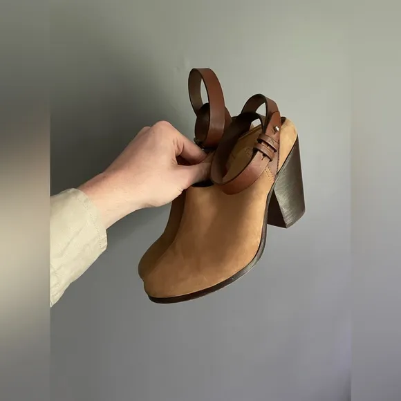 Rag &amp; Bone Kenny Nubuck Ankle Strap Heels Size 6.5