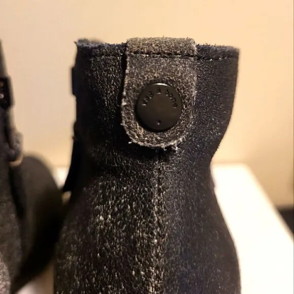 Rag &amp; Bone Margot Black Distressed Leather Side Zip Ankle Boots sz.7/37 Ret $495