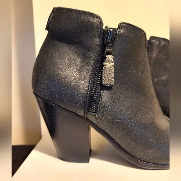 Rag &amp; Bone Margot Black Distressed Leather Side Zip Ankle Boots sz.7/37 Ret $495