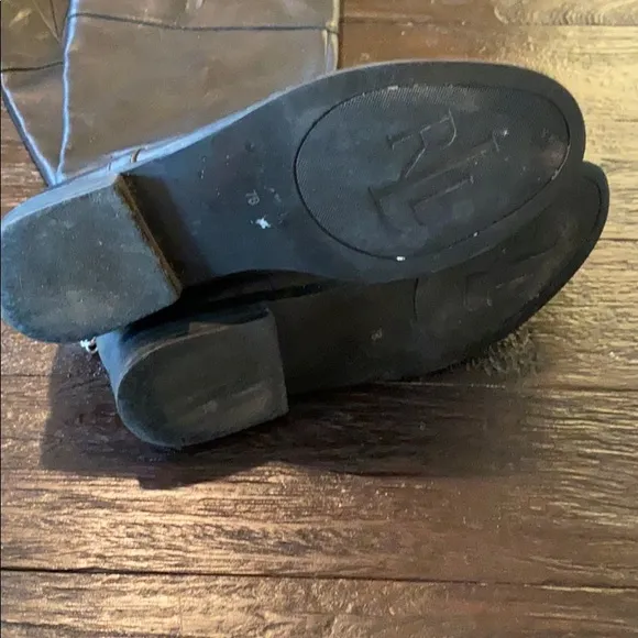 Ralph Lauren Black Leather Jacqui Chain Boots 7B