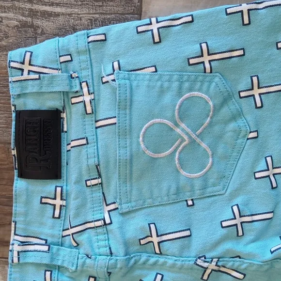 RANCH DRESS'N Fallon Taylor turquoise &amp; white crosses bootcut rodeo jeans 32x35L