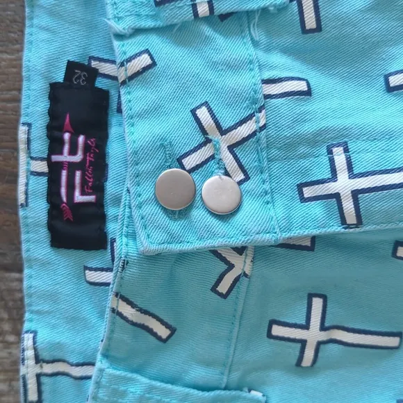 RANCH DRESS'N Fallon Taylor turquoise &amp; white crosses bootcut rodeo jeans 32x35L
