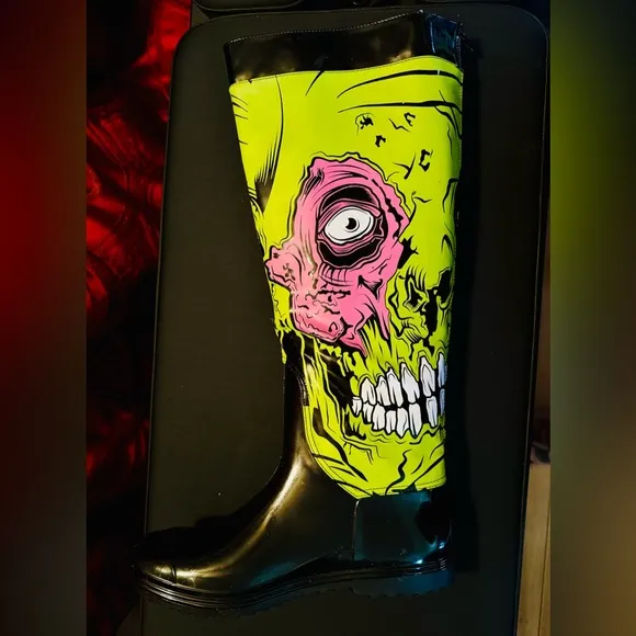 Rare Discontinued Iron Fist Zombie Rain Boots New with defects 18.5” US 10 EU 41