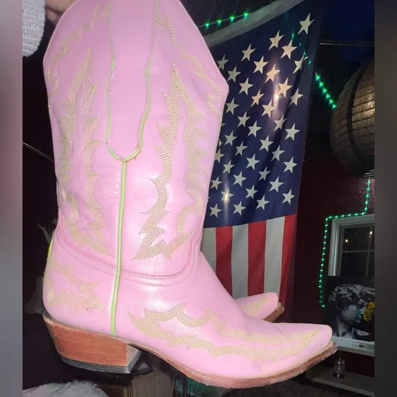 Rare OLD GRINGO Pink Embroidered Floral Western Boots Cowboy Boots 8.5