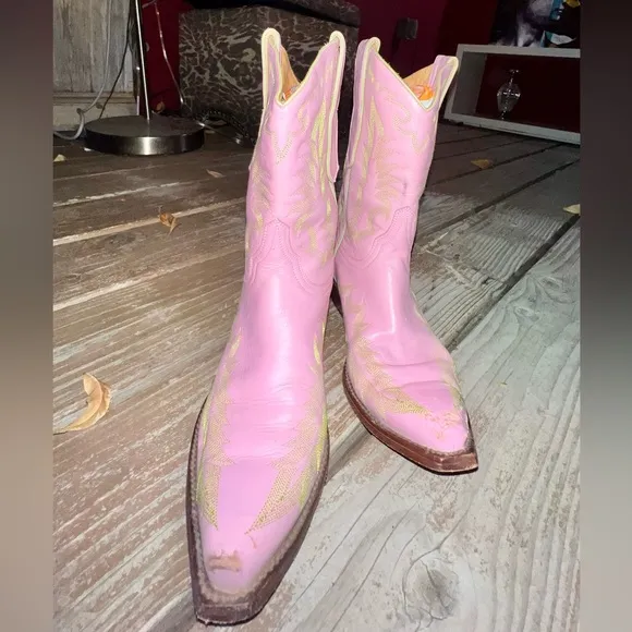 Rare OLD GRINGO Pink Embroidered Floral Western Boots Cowboy Boots 8.5