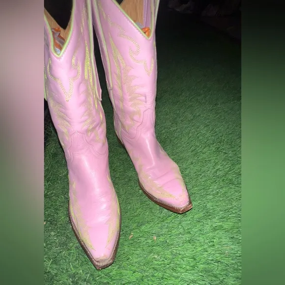 Rare OLD GRINGO Pink Embroidered Floral Western Boots Cowboy Boots 8.5
