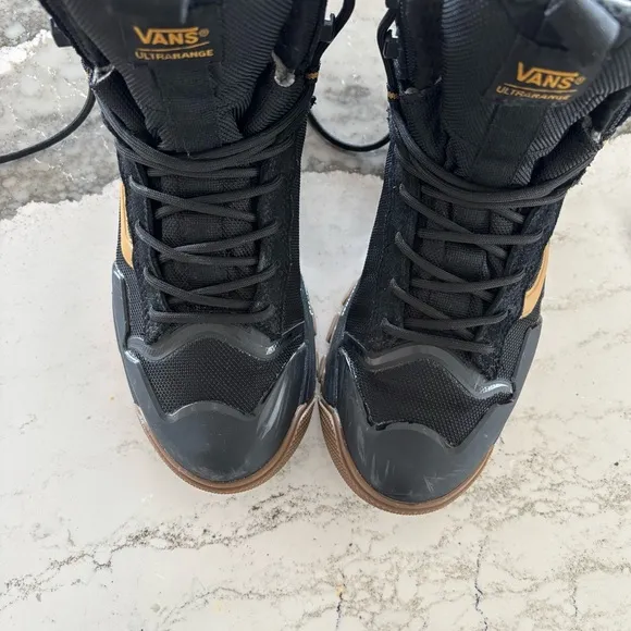 RARE Vans Ultrarange EXO Hi GORE-TEX MTE-3 BootBlack Gold High-Top Sneakerboots