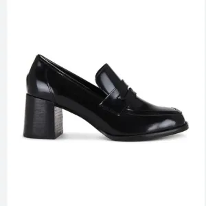 Raye Layla Loafers in Black shoes heels Revolve Sz 9