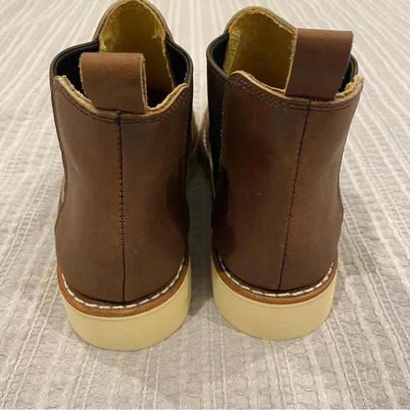 Red Wing Women’s Classic Short Chelsea Boots - 9.5