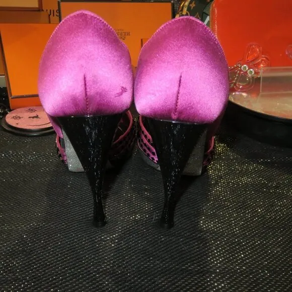 Rene Caovilla Black &amp; Pink Studded Italian Leather open toed pumps heels size 6
