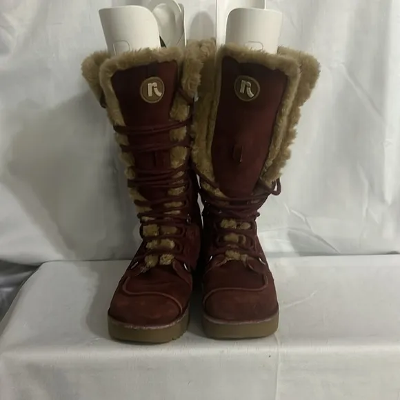 Report VTG y2k Red Suede Sleigh Chunky Winter Platform Boots w/ Faux Fur Trim 6