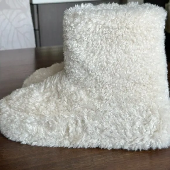 Robert Clergerie | Clergerie Aidanf Faux Fur Boots in White