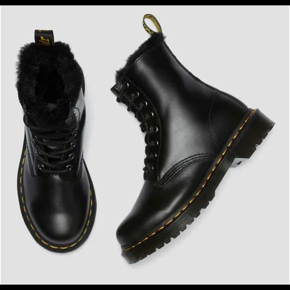 SALE! NEW Dr. Martens Faux Fur Lined 1460 Serena Lace Up Boots in Atlas- Black
