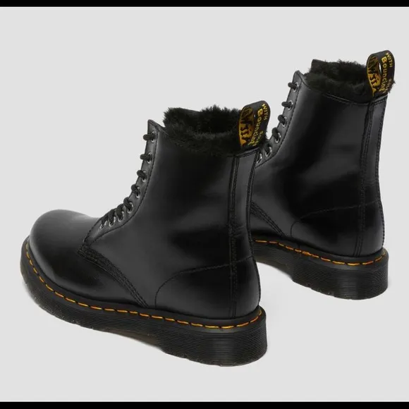 SALE! NEW Dr. Martens Faux Fur Lined 1460 Serena Lace Up Boots in Atlas- Black