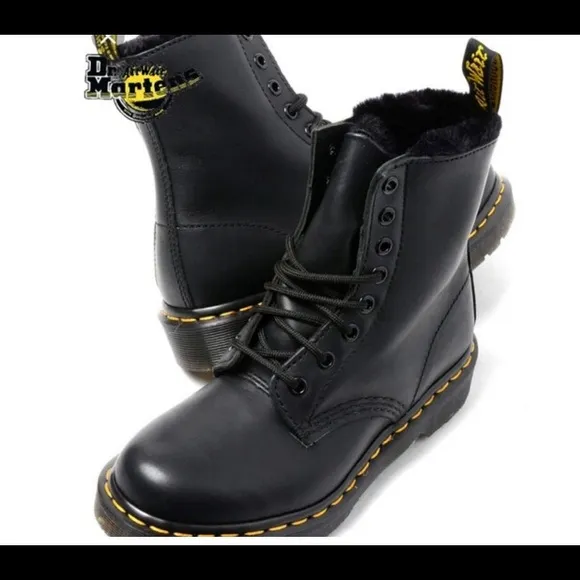 SALE! NEW Dr. Martens Faux Fur Lined 1460 Serena Lace Up Boots in Atlas- Black