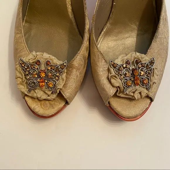 SALPY HEELS SLIDES GOLD BROCADE BUTTERFLY HANDMADE Size 8 USA