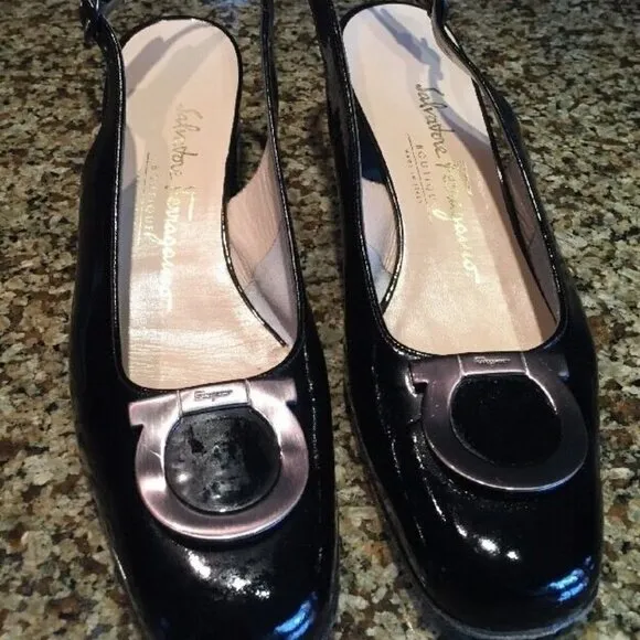 SALVATORE FERRAGAMO 7 A2 Black Patent Low Heels