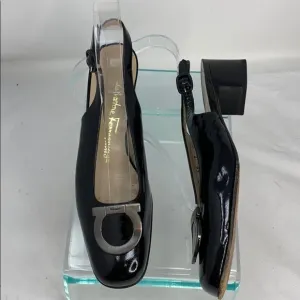 SALVATORE FERRAGAMO 7 A2 Black Patent Low Heels
