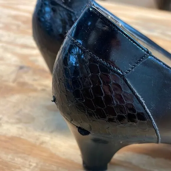 SALVATORE Ferragamo Vintage BLK Leather Heels
