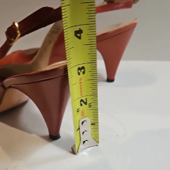 Salvatore Ferragamo Women's Rust Slingback Heels Size 7.5 AA