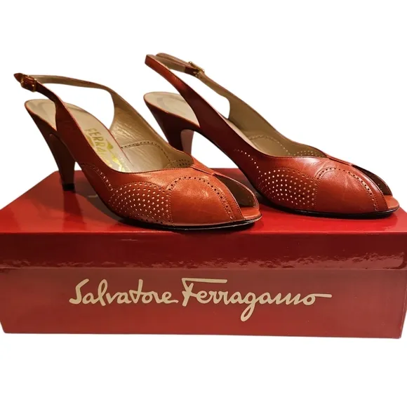 Salvatore Ferragamo Women's Rust Slingback Heels Size 7.5 AA