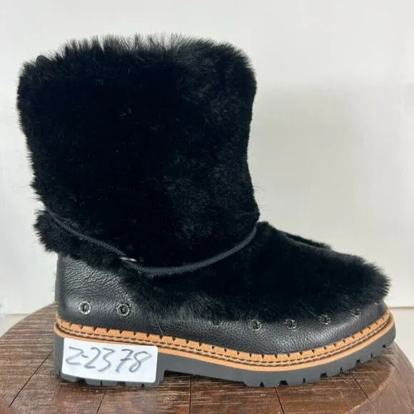 Sam Edelman Boots Women's Size 7.5 Blanche Black Leather Faux Fur Pom Pom Ankle