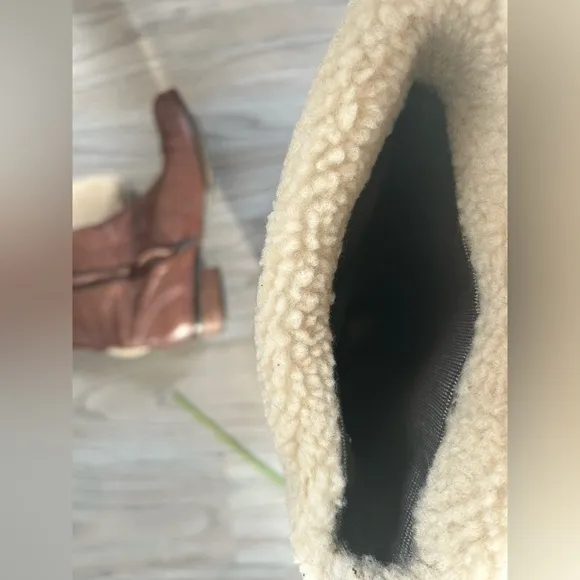 ✨Sam Edelman Kara Brown Leather Boots with Cream Fur Lining worn 5x