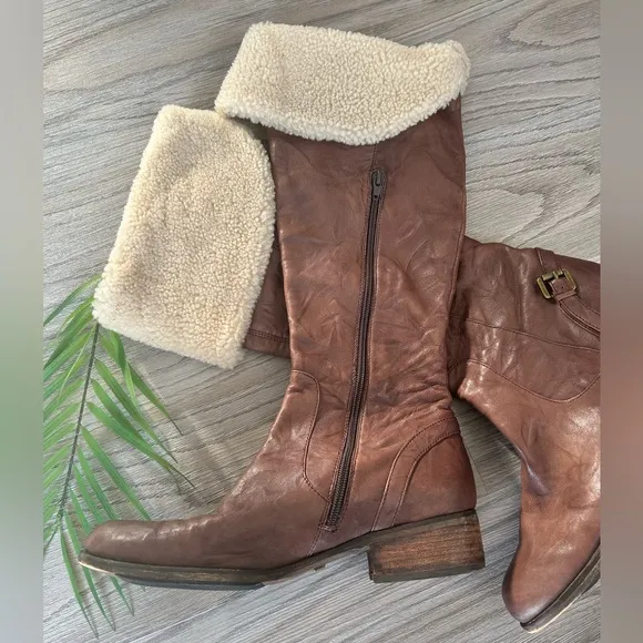 ✨Sam Edelman Kara Brown Leather Boots with Cream Fur Lining worn 5x