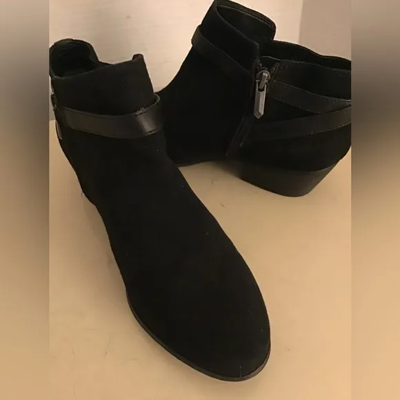 Sam Edelman women black suede leather short boots Size 7.5
