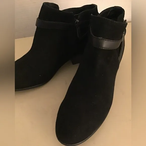 Sam Edelman women black suede leather short boots Size 7.5