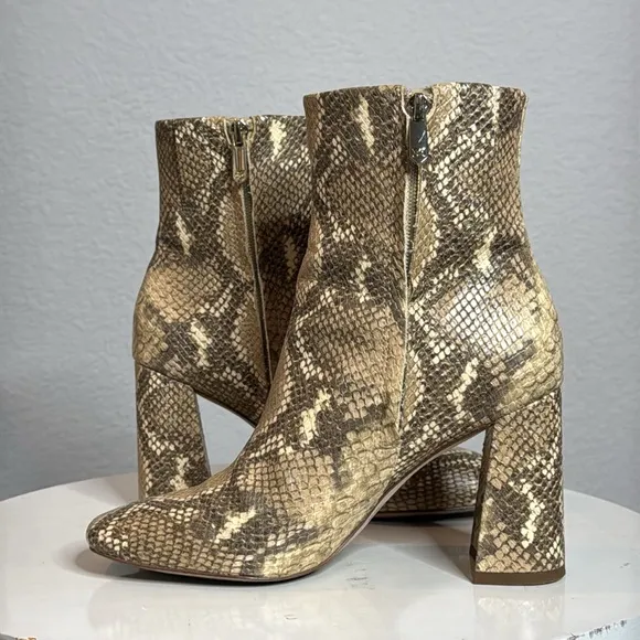 SAM EDELMAN WOMENS CODIE SQUARE TOE SNAKESKIN BLOCK HEELED ANKLE BOOTS