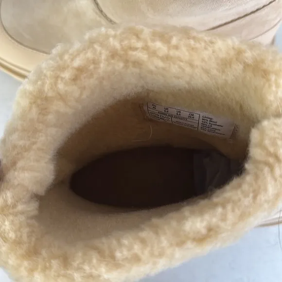 SCOTCH &amp; SODA Made In Portugal Beige Suede Cozy Faux Fur Booties Sz 40/7.5