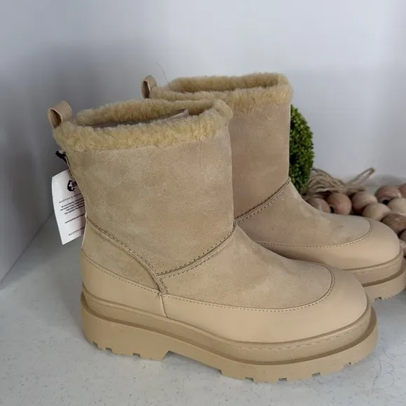 SCOTCH &amp; SODA Made In Portugal Beige Suede Cozy Faux Fur Booties Sz 40/7.5