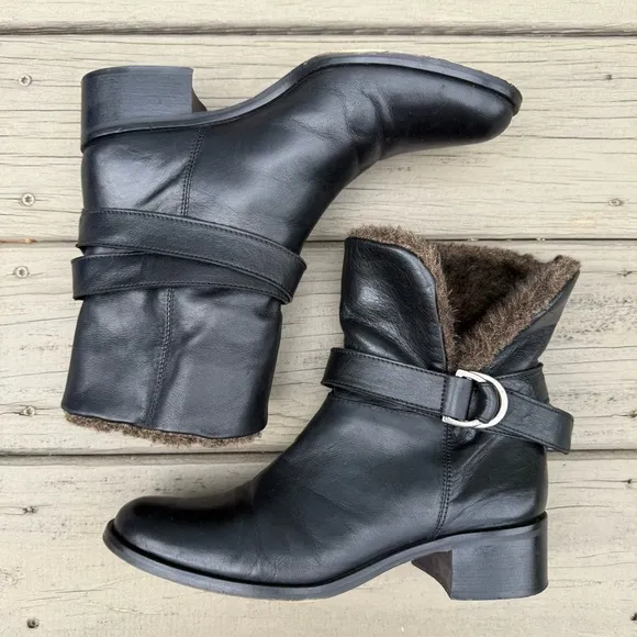 Sesto Meucci black leather and faux fur ankle boots size 8.5 M