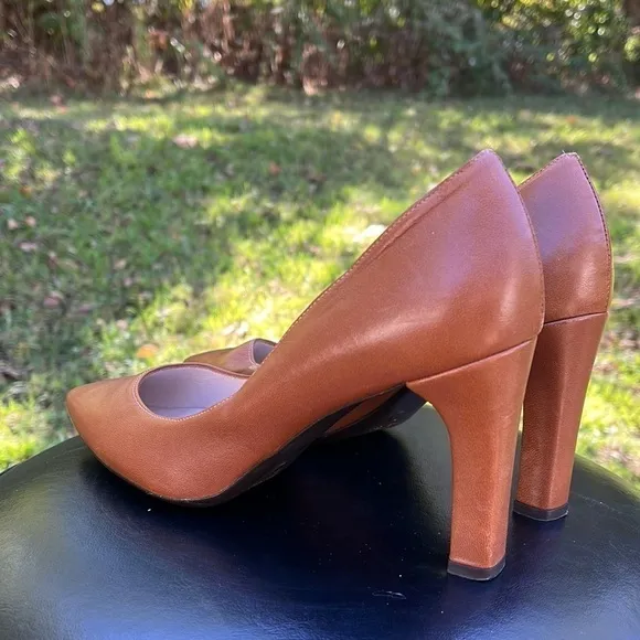 Sesto Meucci Heels Pointy Closed Toes, Brown, size 8 1/2