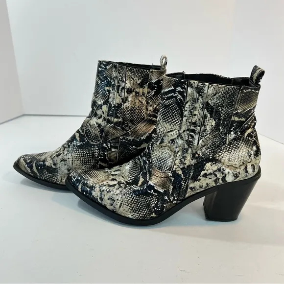 Seven7 Eve Western Snakeskin Embossed Faux Leather Ankle Boots Womens Size 11