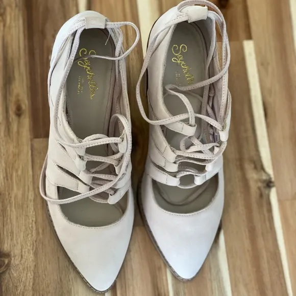 Seychelles pink suede leather lace up heels 7