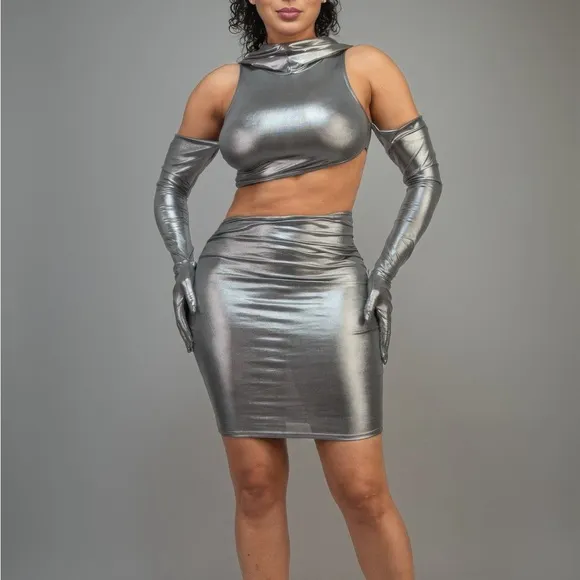 Short Dress With Gloves &amp; Hoodie