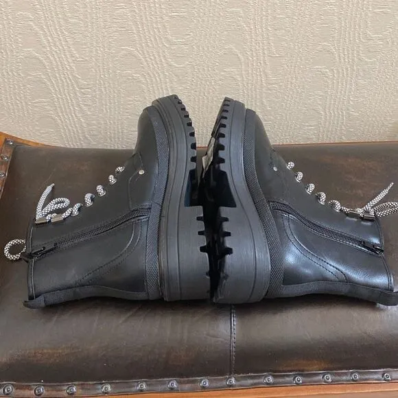 ShuShop Black Ymelda Combat Boots Size 8 NEW