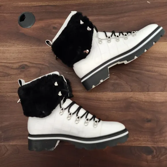 Sigerson Morrison Macre2 White Black Leather Faux Fur Lace Up Boots