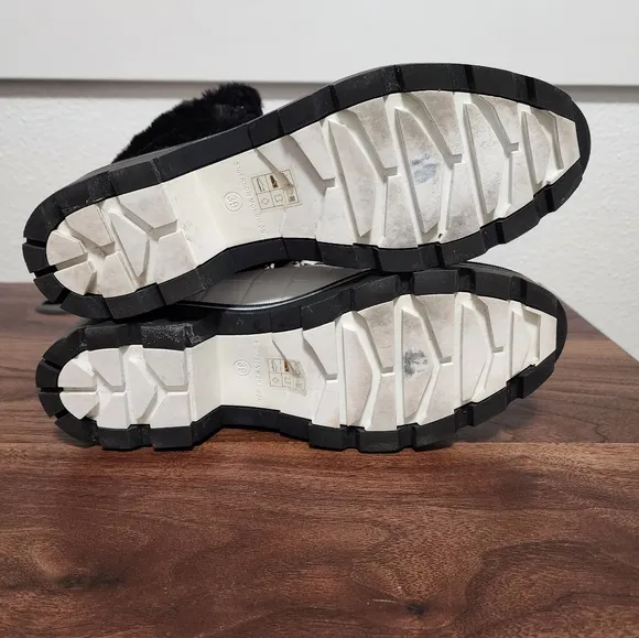 Sigerson Morrison Macre2 White Black Leather Faux Fur Lace Up Boots
